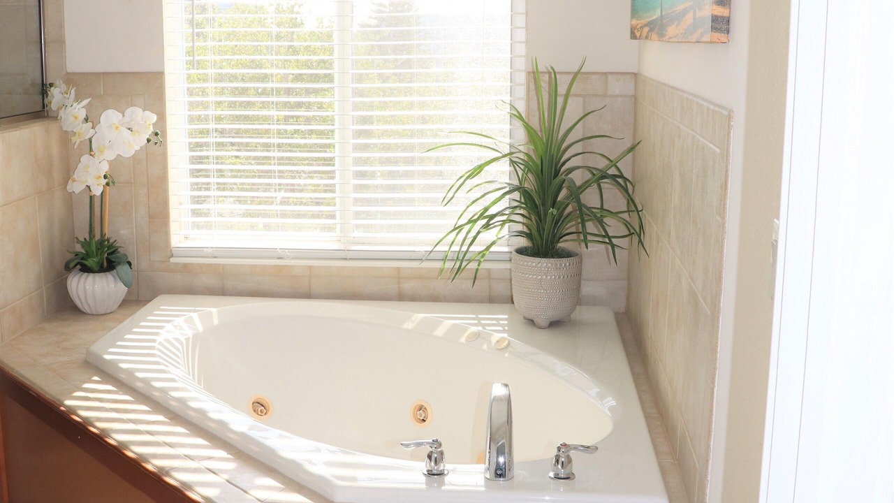 Photo of Bathroom in Bay Esplanade