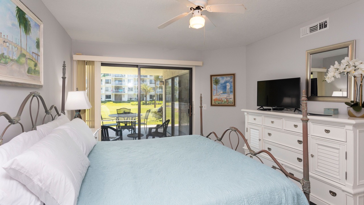 Photo of Bedroom in Butler Beach