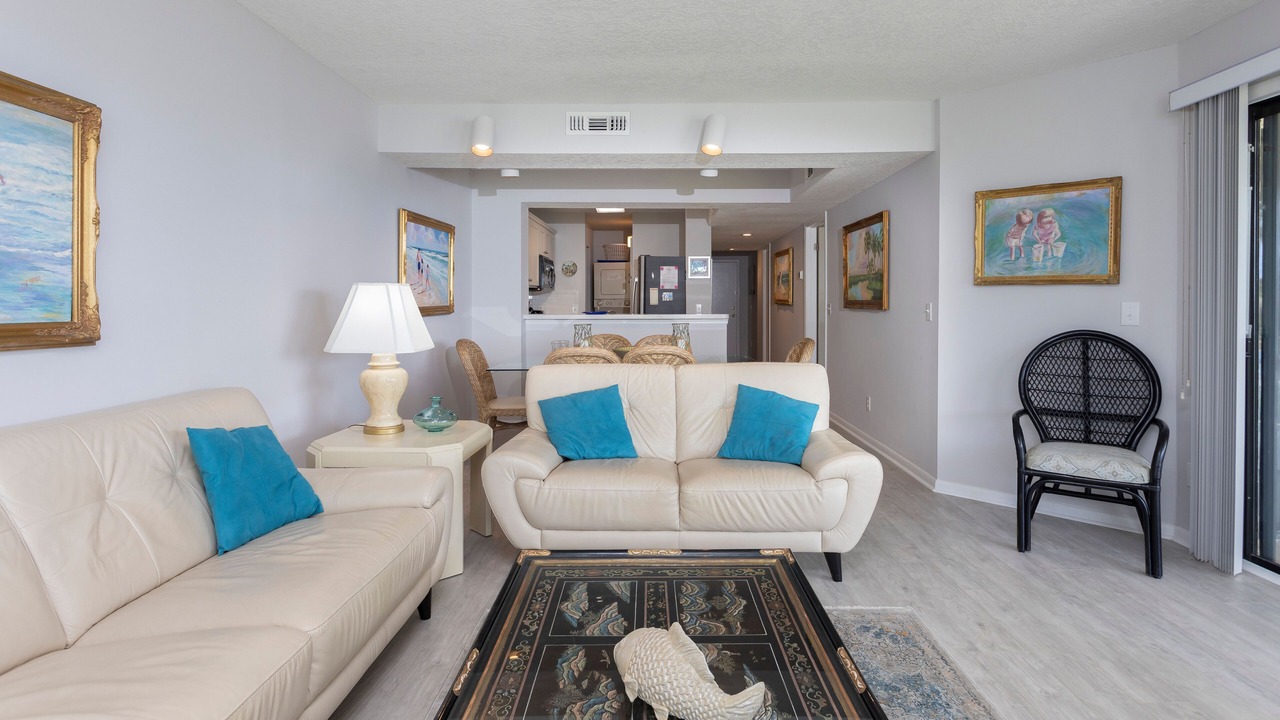 Photo of Livingroom in Butler Beach