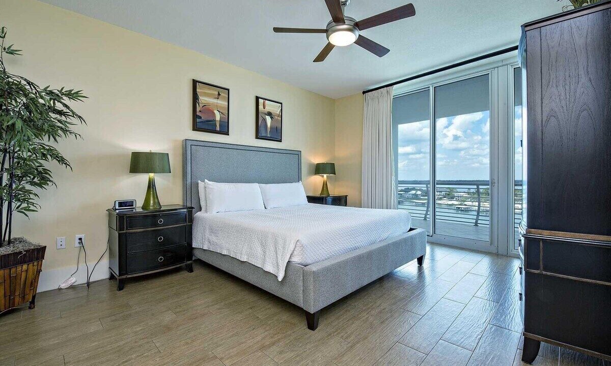 Photo of Bedroom in Orange Beach East