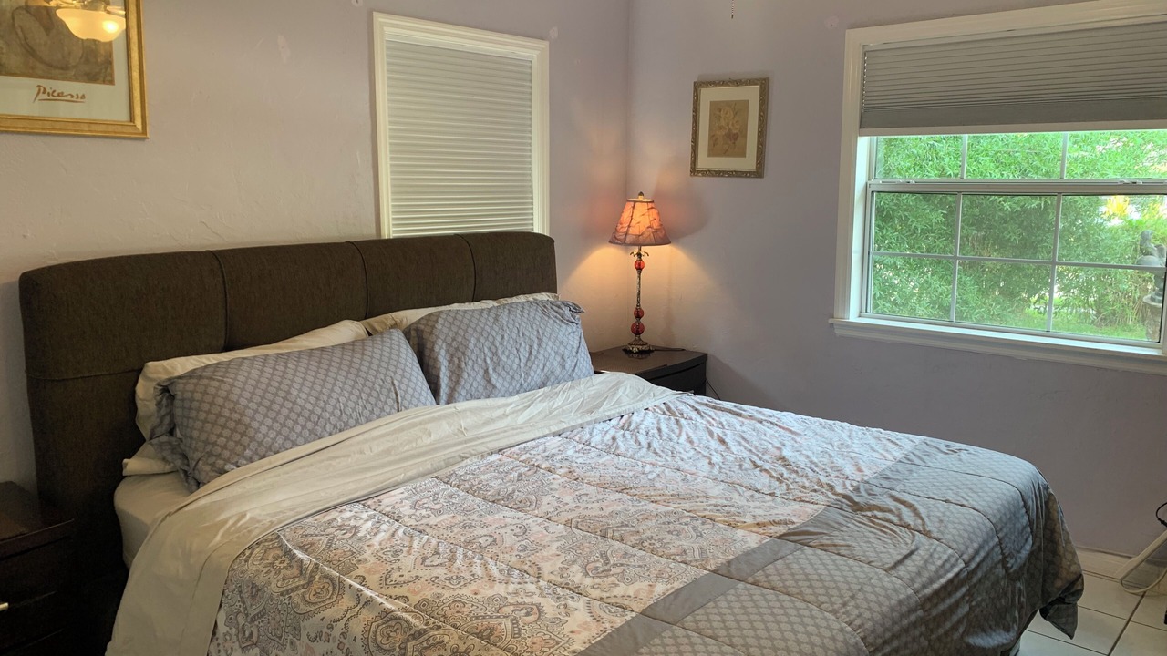 Photo of Bedroom in Arlington Park