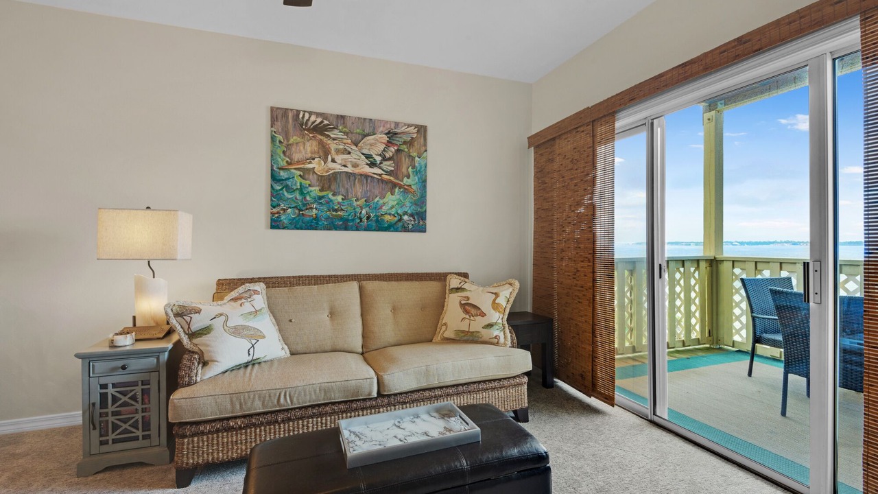 Photo of Livingroom in Pensacola Beach