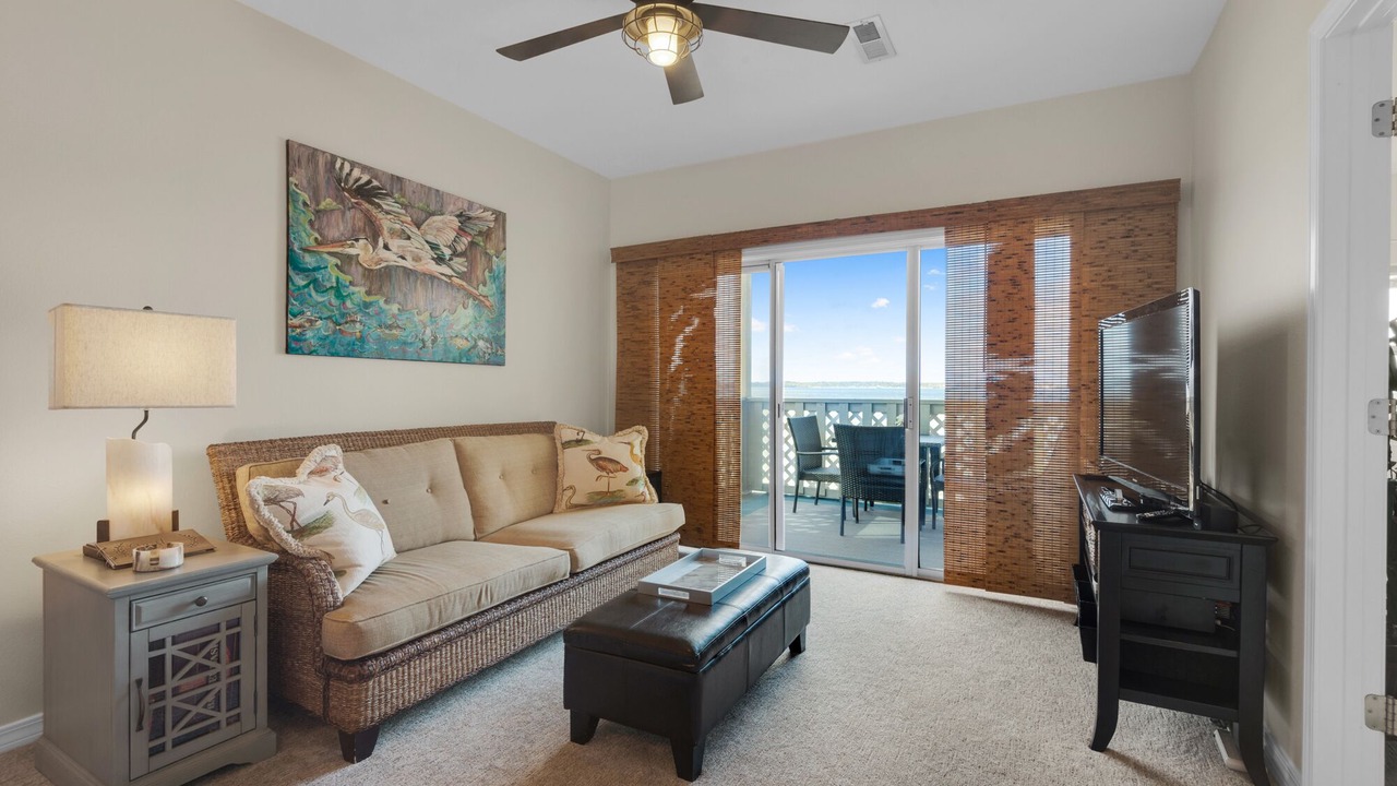 Photo of Livingroom in Pensacola Beach