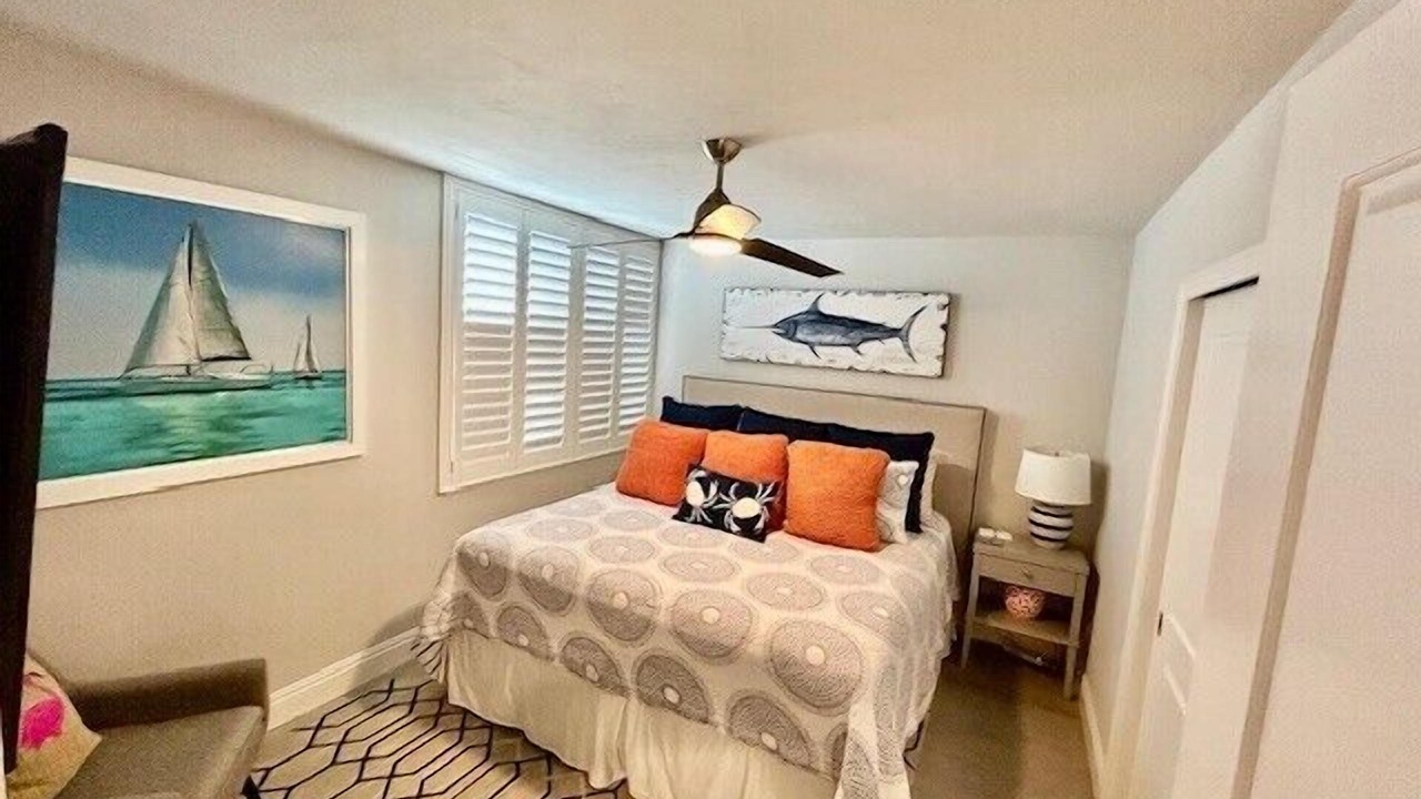 Photo of Bedroom in Pelican Bay