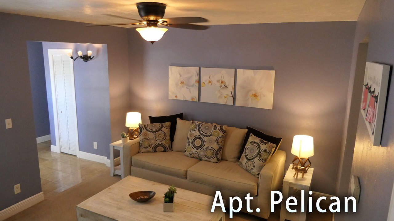 Photo of Livingroom in Altamont Manor