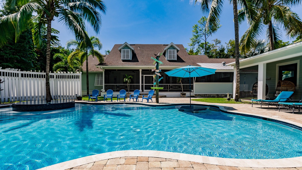 Photo of Outdoor in Oakes Estates