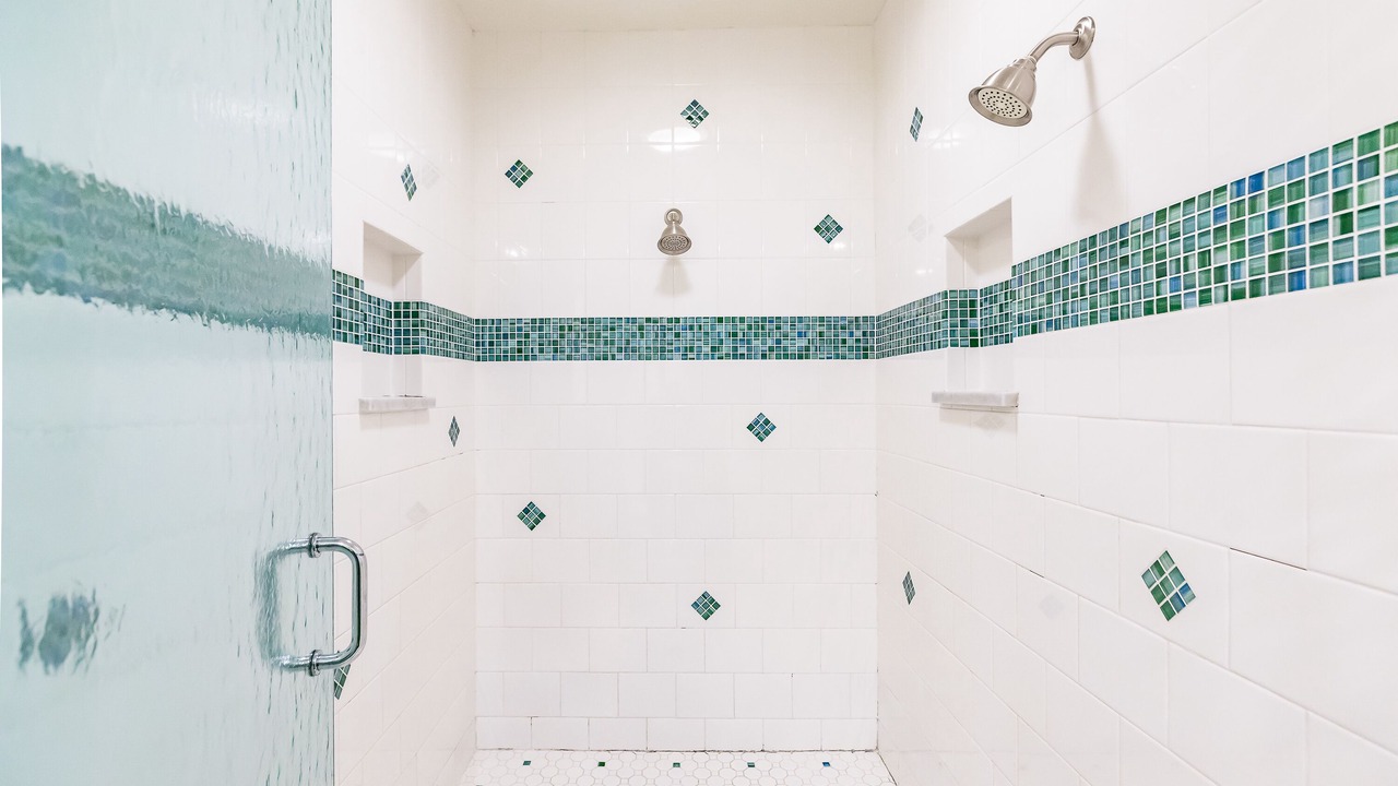 Photo of Bathroom in Oakes Estates