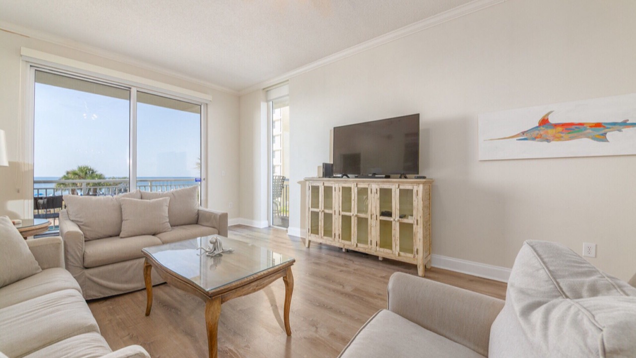 Photo of Livingroom in Ono Island