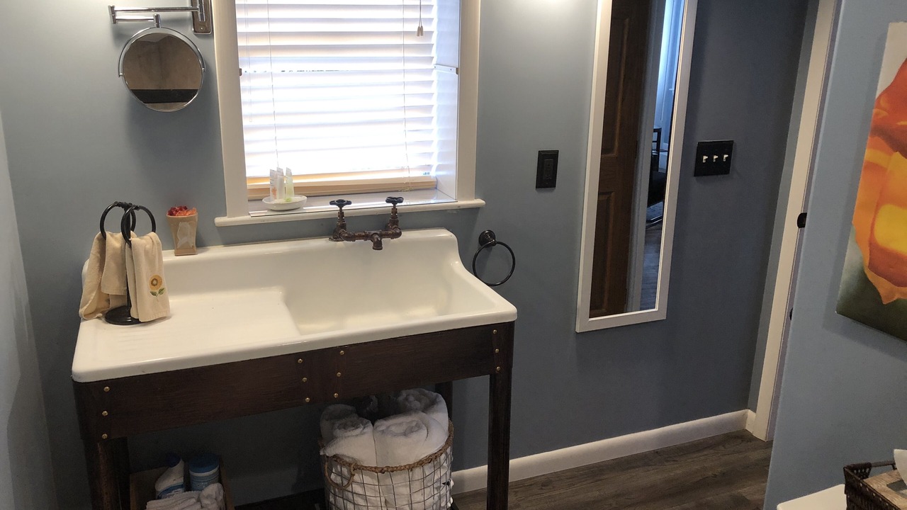 Photo of Bathroom in Tampa Heights