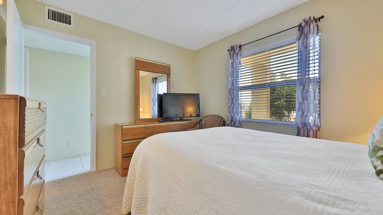 Photo of Bedroom in Ormond-by-the-Sea
