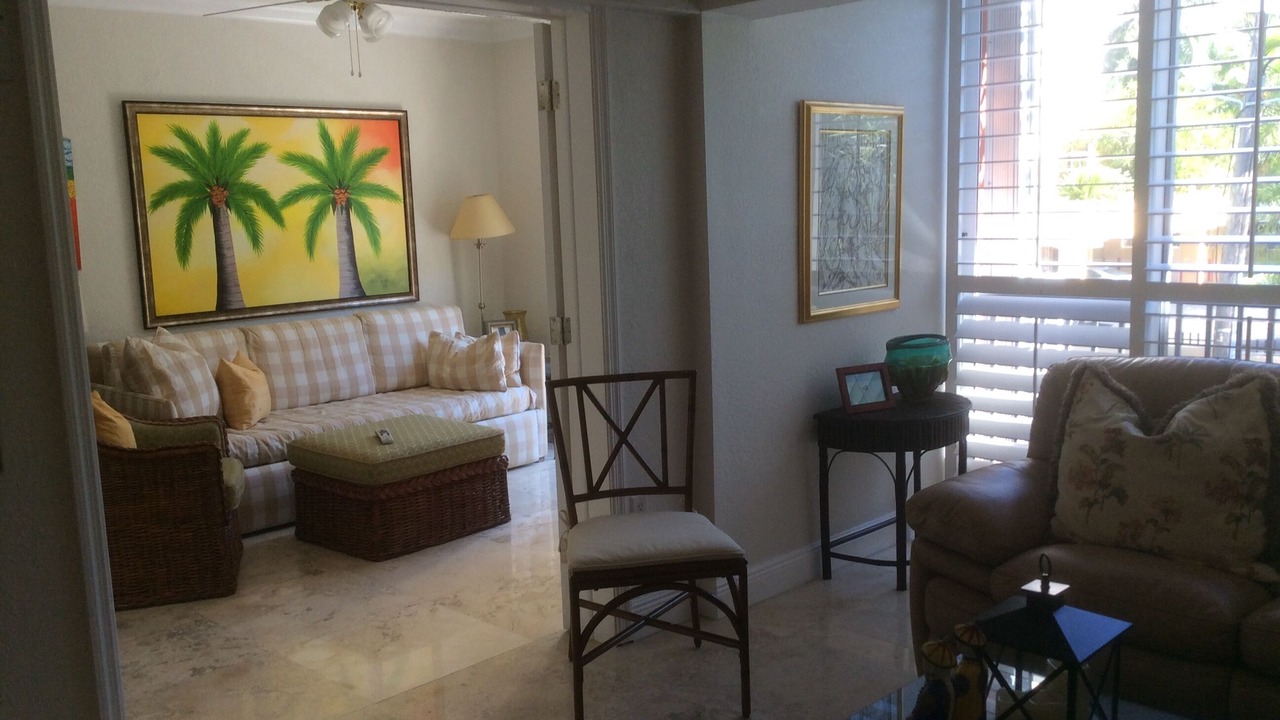 Photo of Livingroom in Key Biscayne