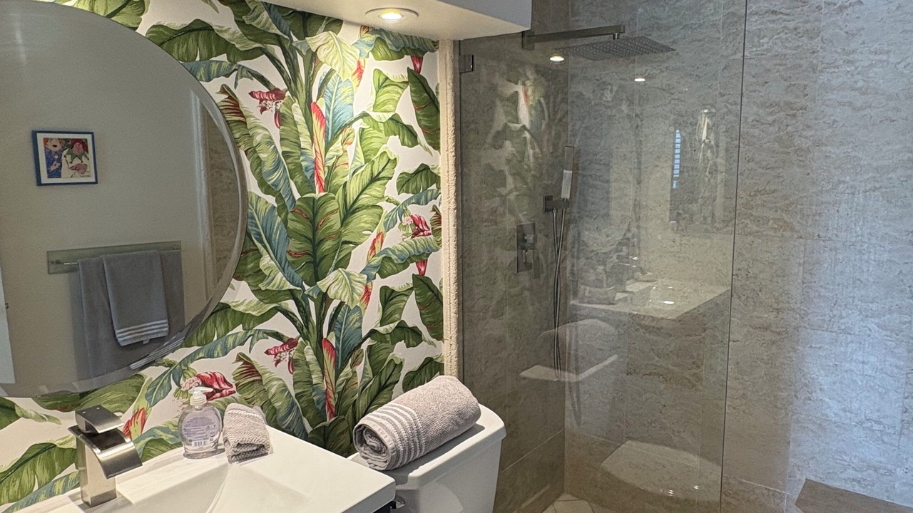 Photo of Bathroom in Key Biscayne