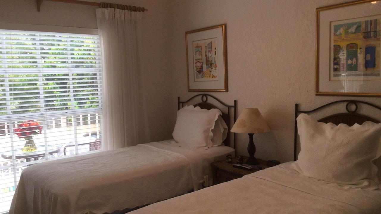 Photo of Bedroom in Key Biscayne