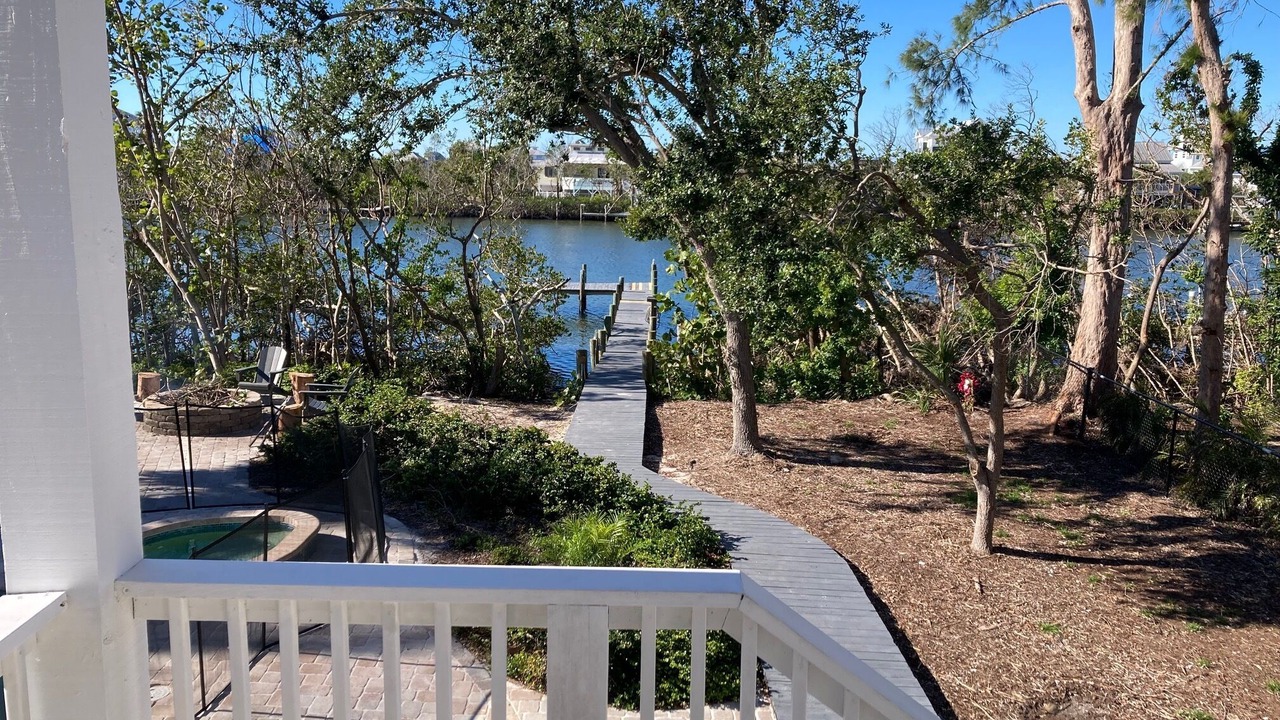 Photo of Outdoor in Palm Island