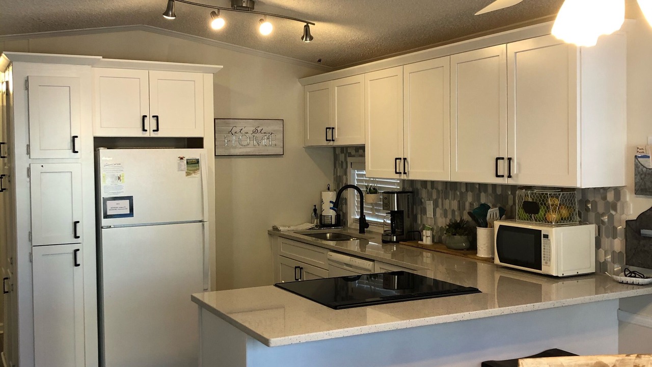 Photo of Kitchen in Lower Grand Lagoon