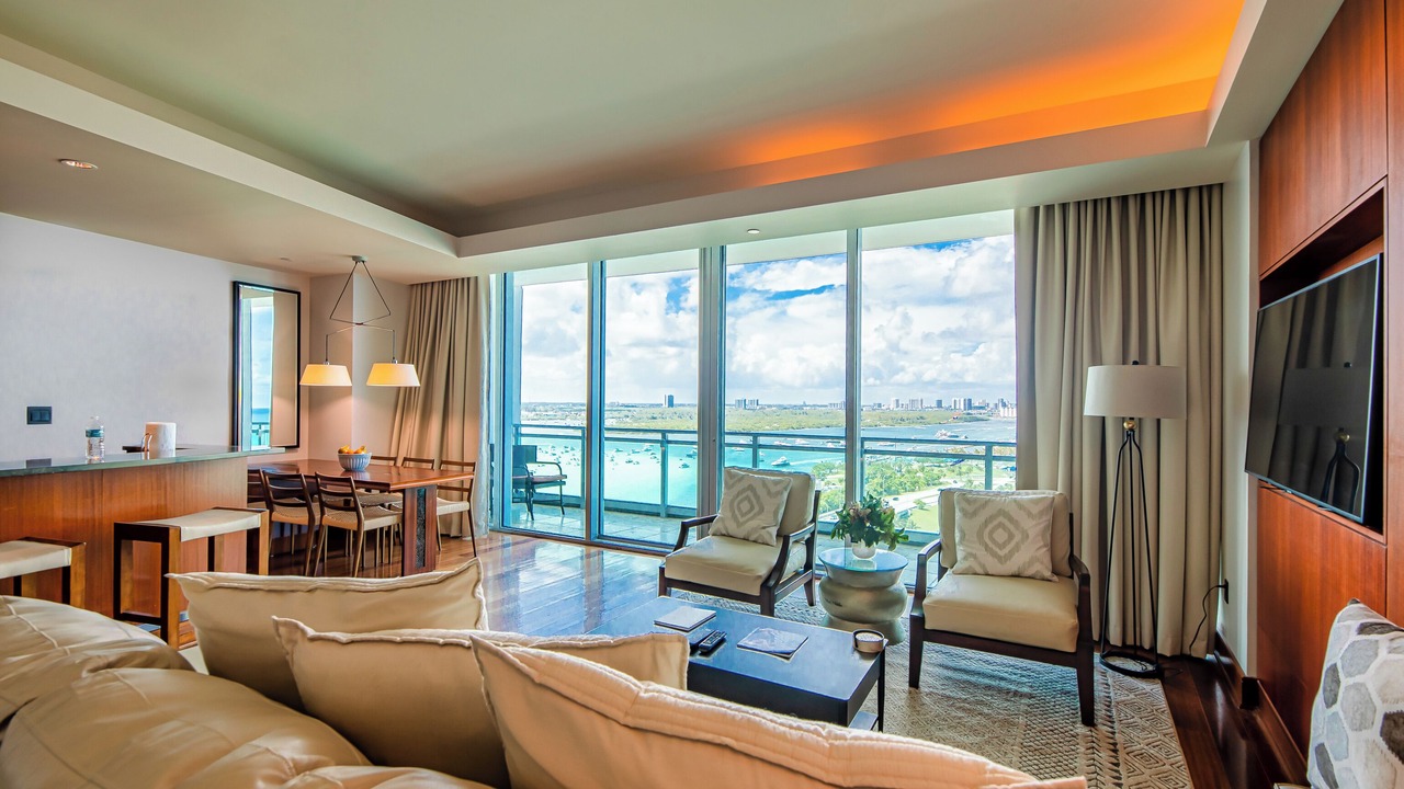 Photo of Livingroom in Bal Harbour