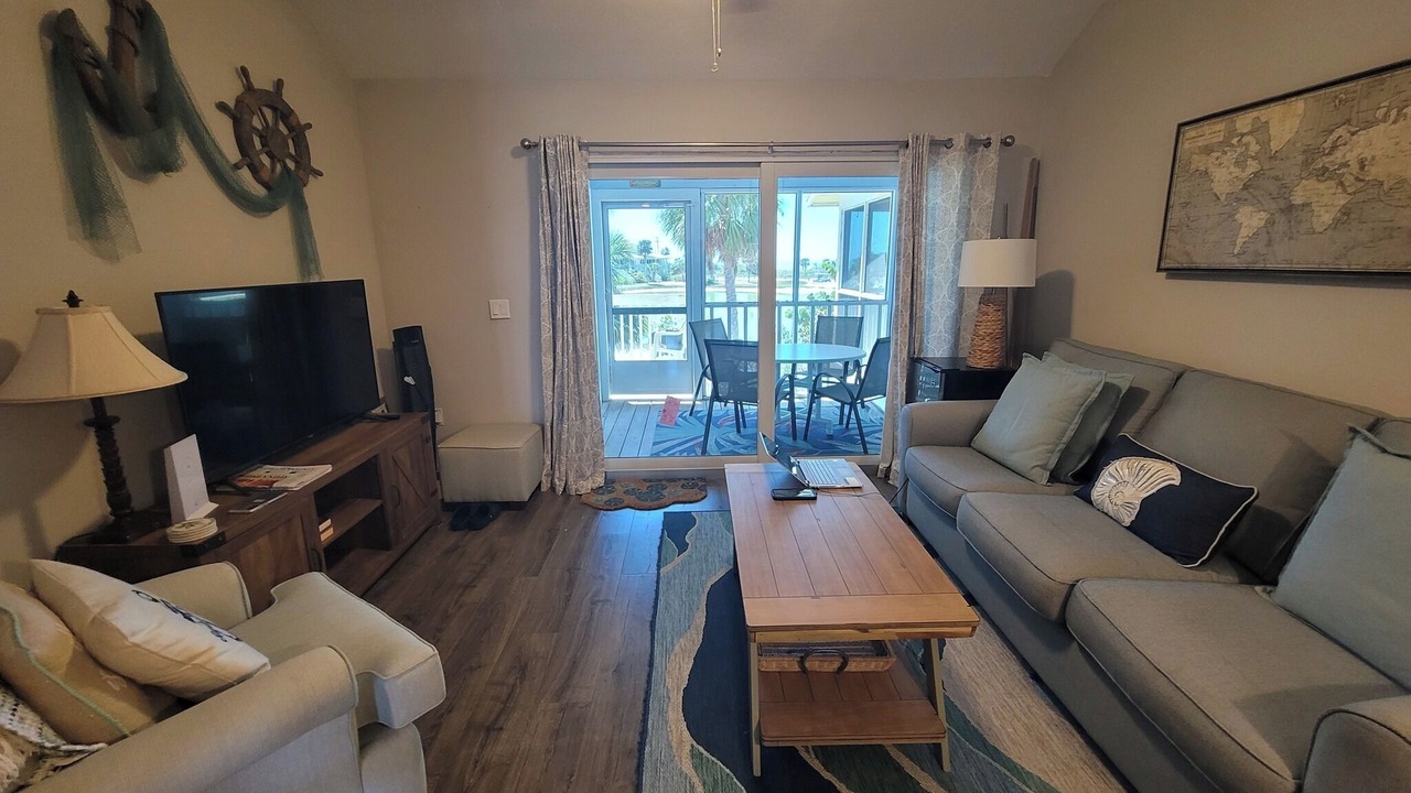 Photo of Livingroom in Placida