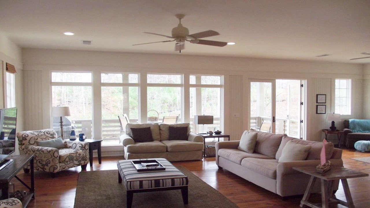 Photo of Livingroom in Alexander City