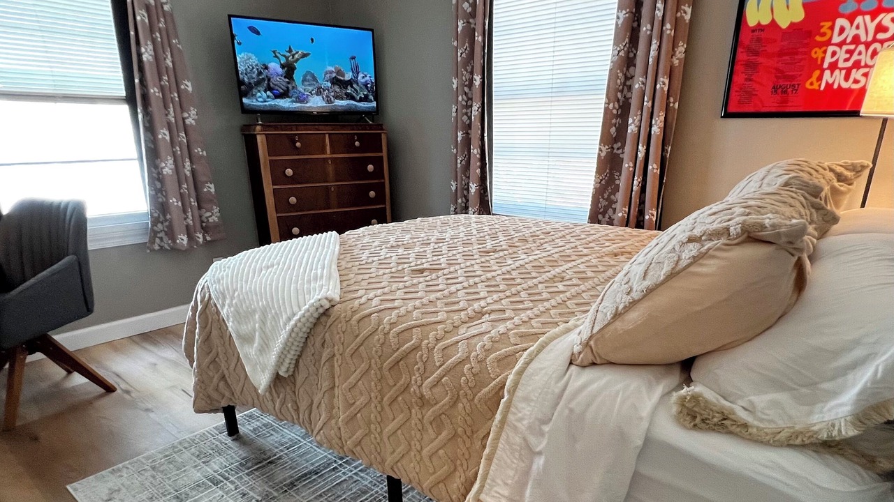 Photo of Bedroom in Gulfport