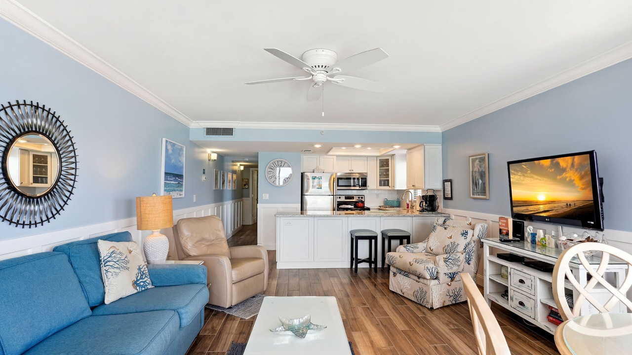 Photo of Livingroom in North Redington Beach