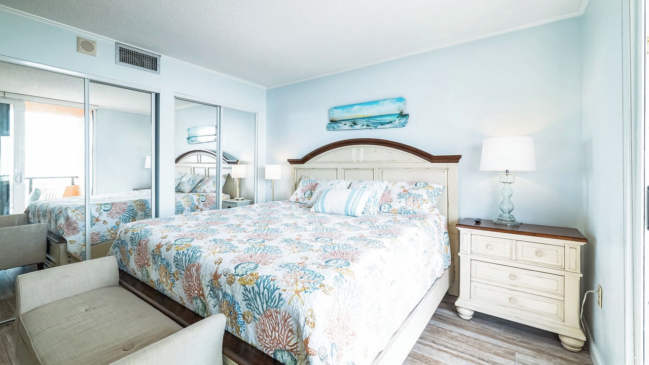 Photo of Bedroom in Pensacola Beach