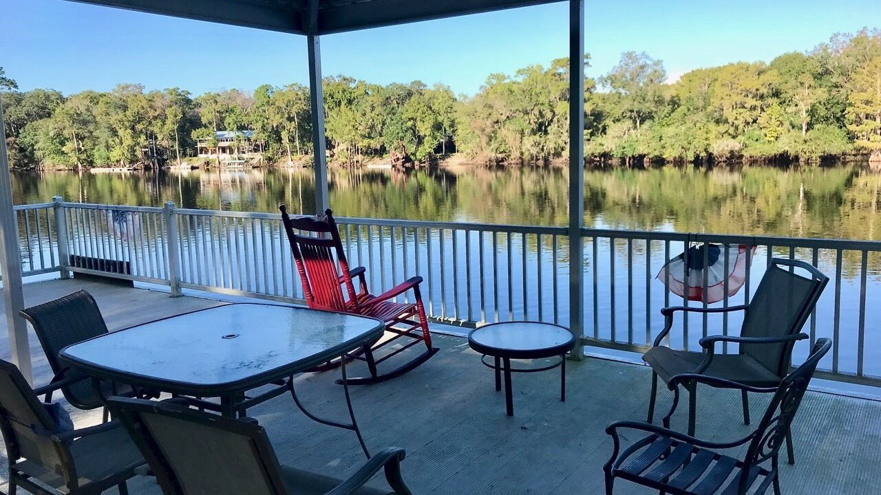 Photo of Outdoor in Bell