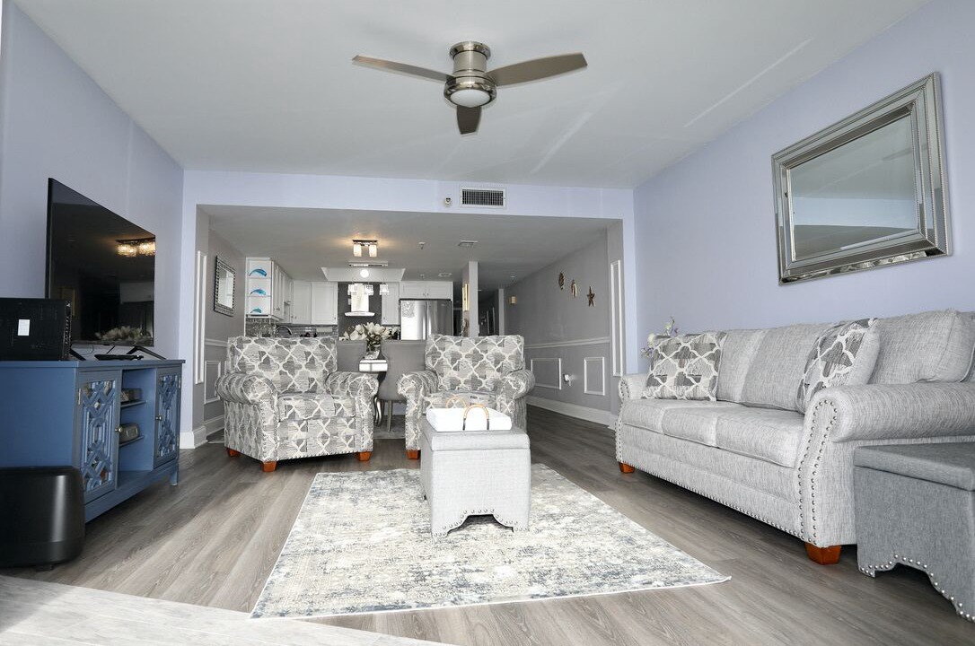 Photo of Livingroom in Madeira Beach