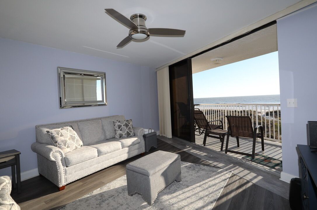 Photo of Livingroom in Madeira Beach