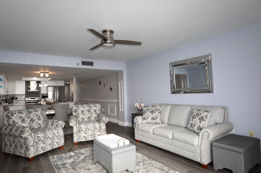 Photo of Livingroom in Madeira Beach