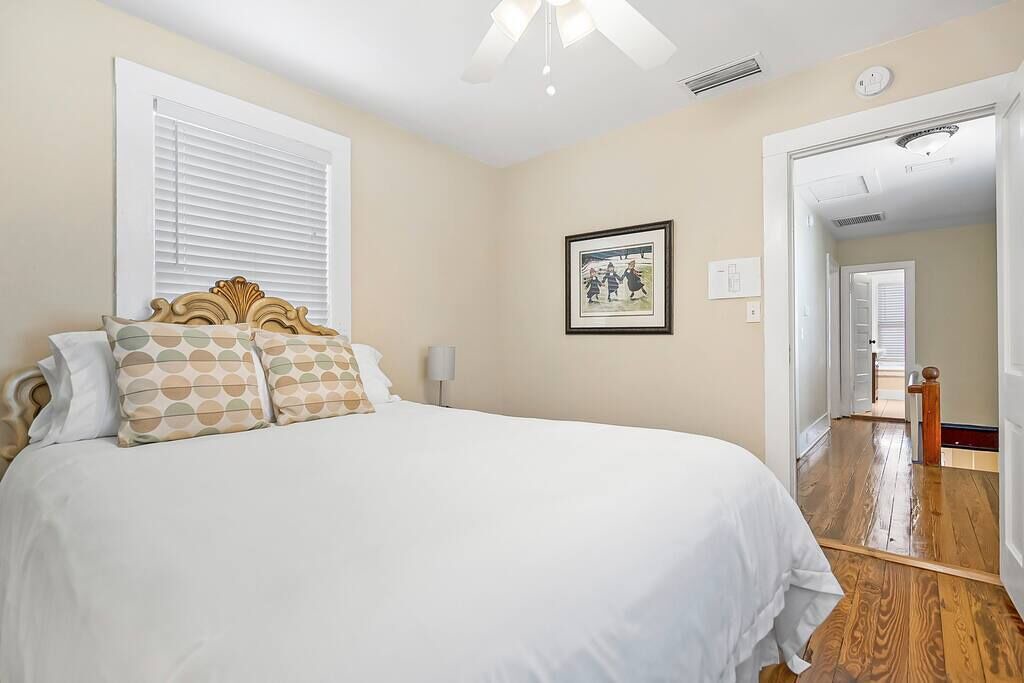 Photo of Bedroom in Downtown Historic District