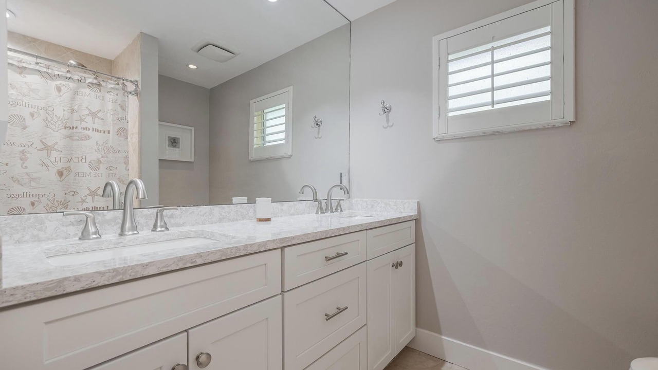 Photo of Bathroom in The Dunes