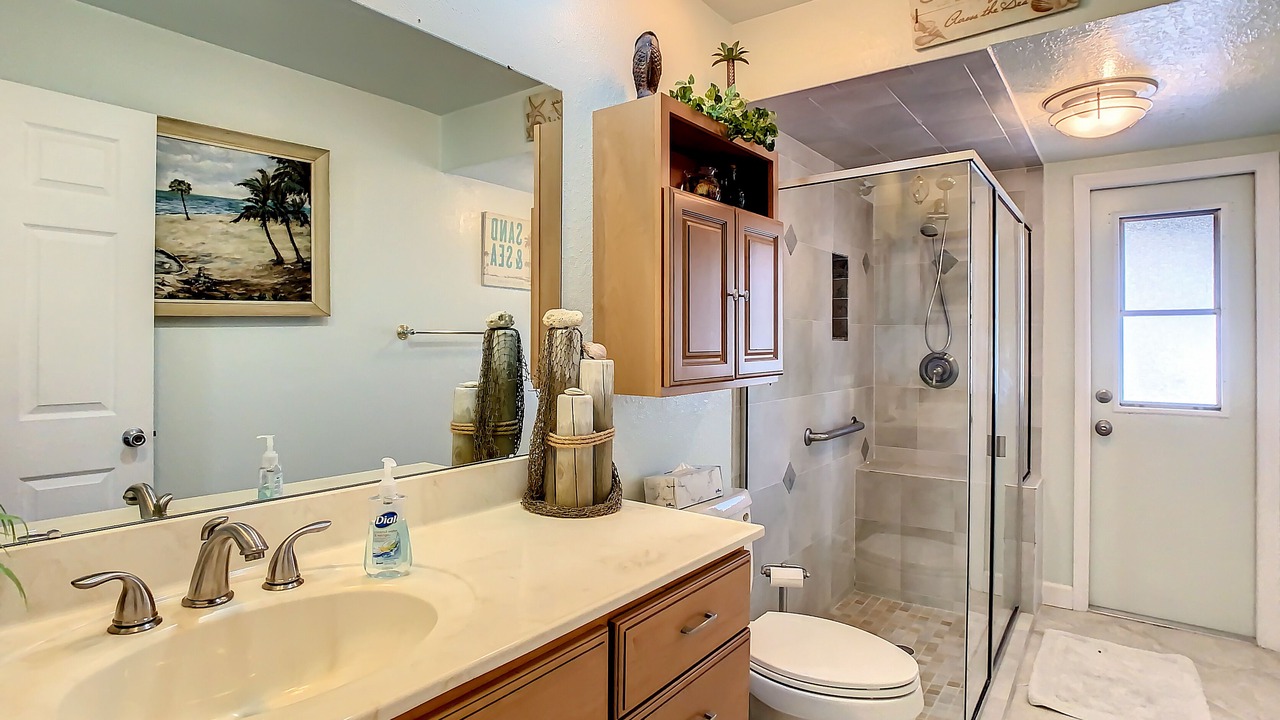 Photo of Bathroom in Port Charlotte