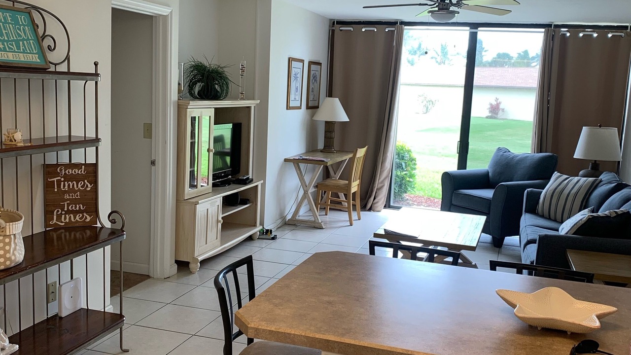 Photo of Livingroom in Fort Pierce