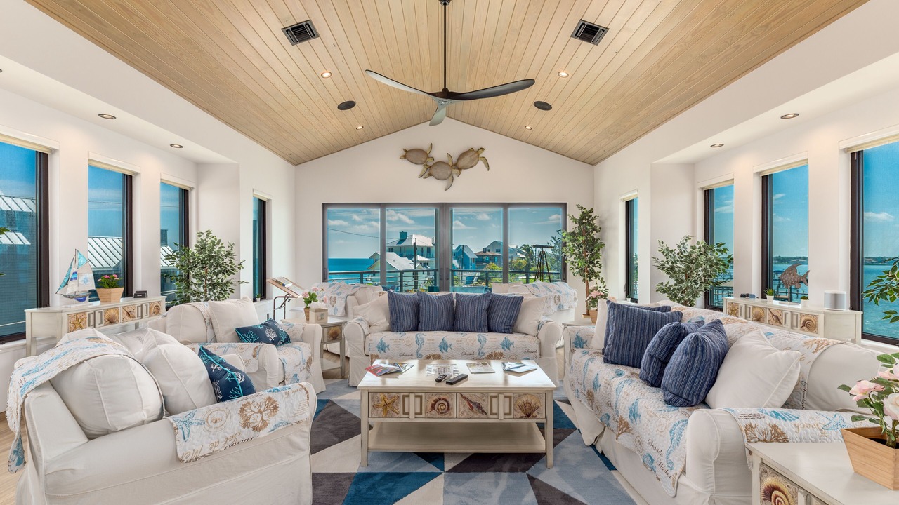 Photo of Livingroom in Stuart