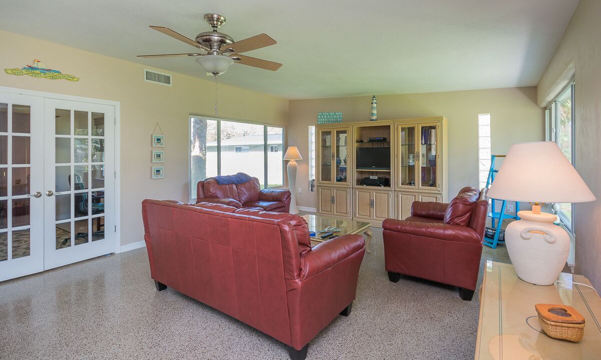 Photo of Bedroom in Coronado Shores