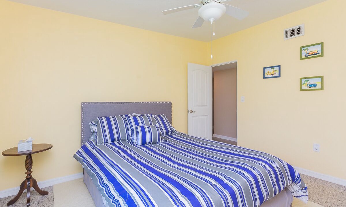 Photo of Bedroom in Coronado Shores