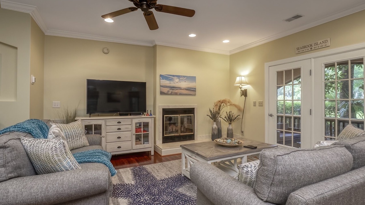 Photo of Livingroom in Seabrook Island