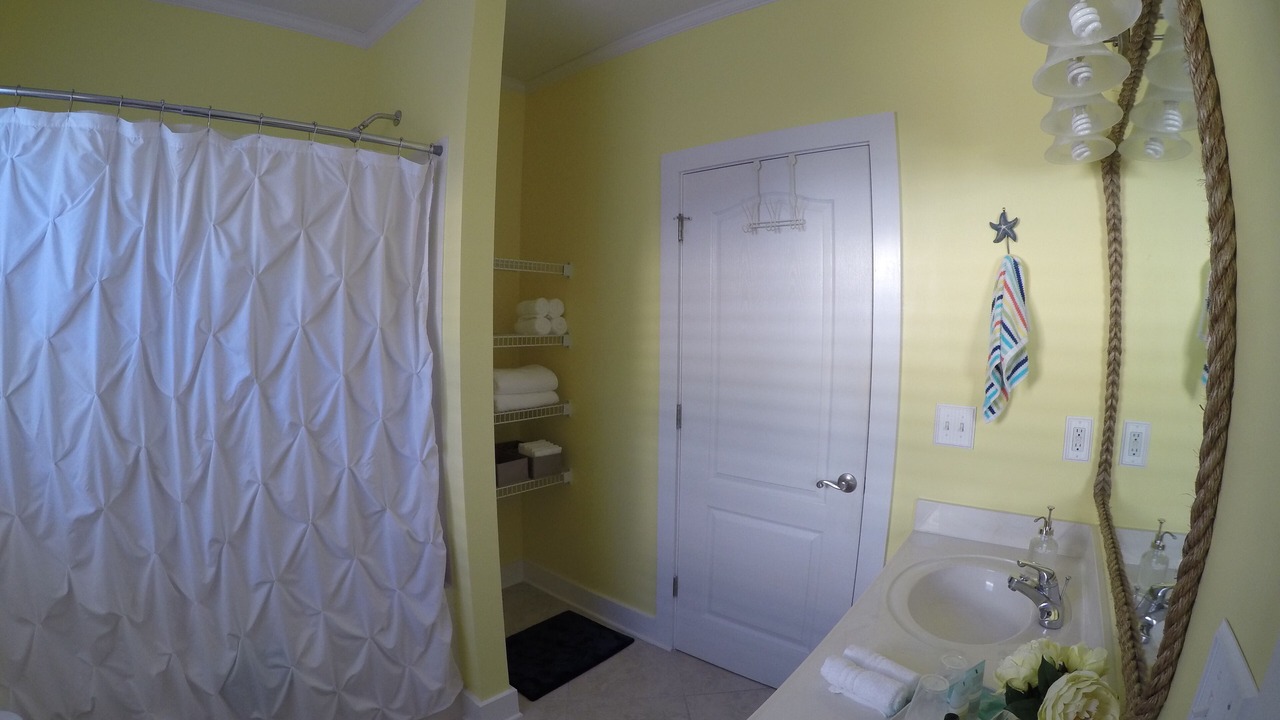 Photo of Bathroom in Ono Island