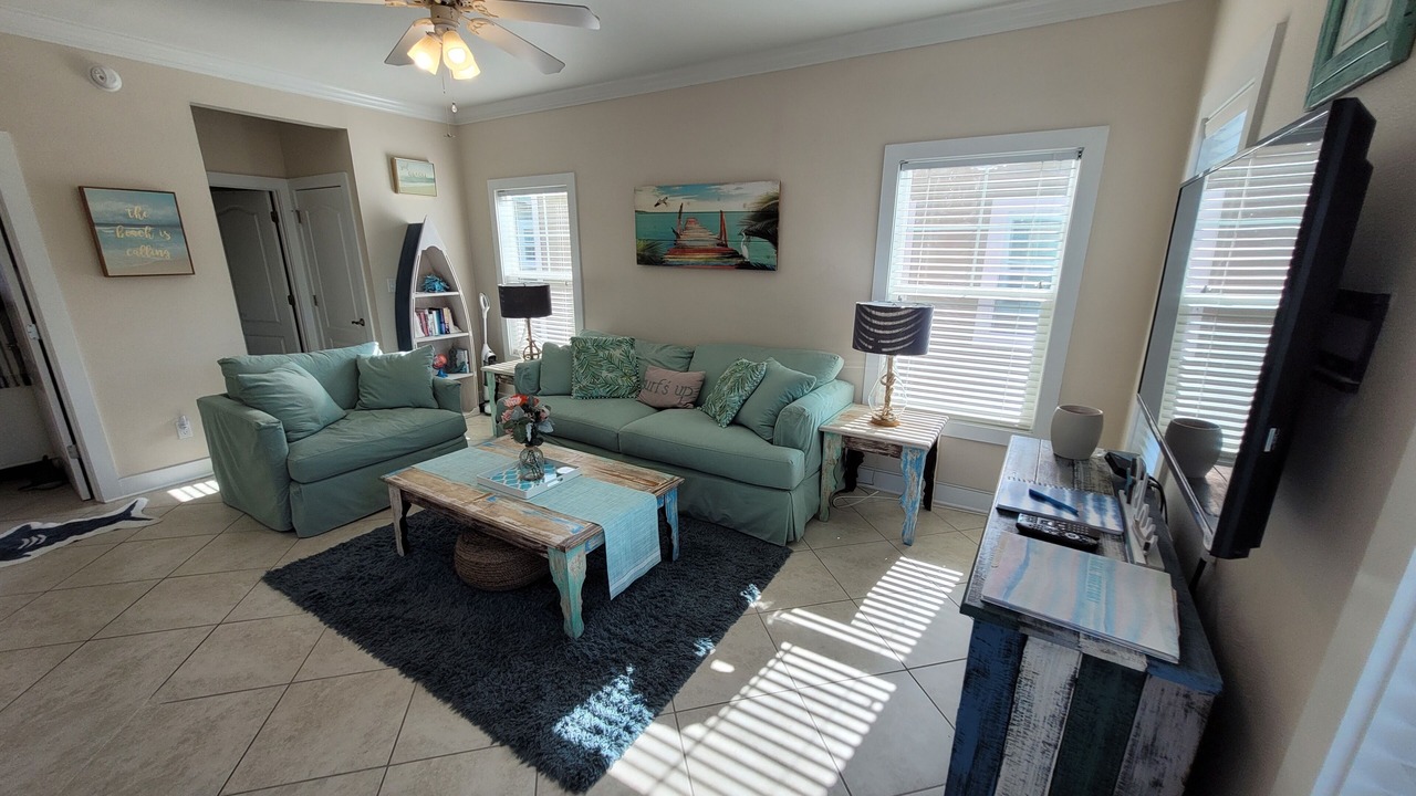 Photo of Livingroom in Ono Island
