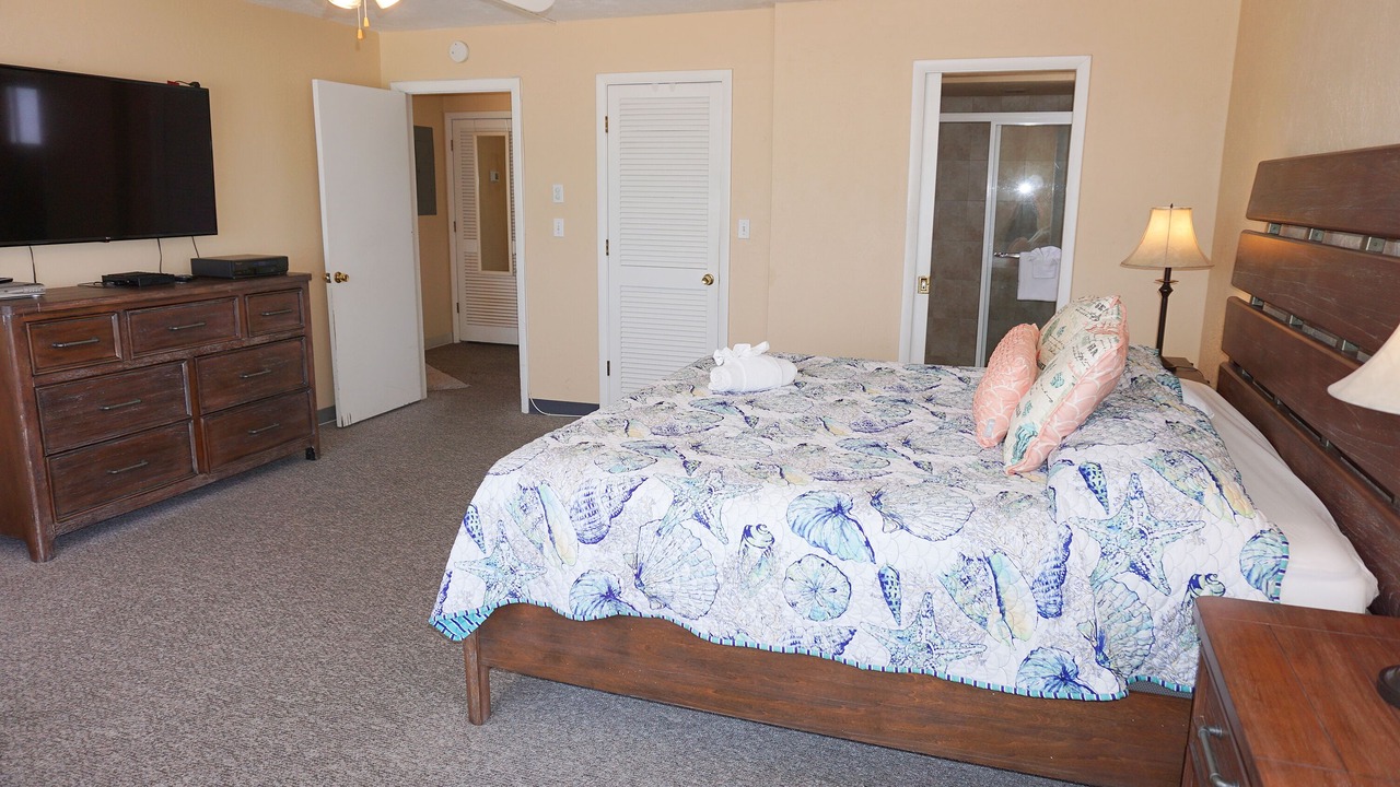 Photo of Bedroom in North Redington Beach