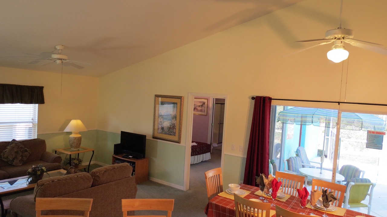 Photo of Livingroom in Lindfields