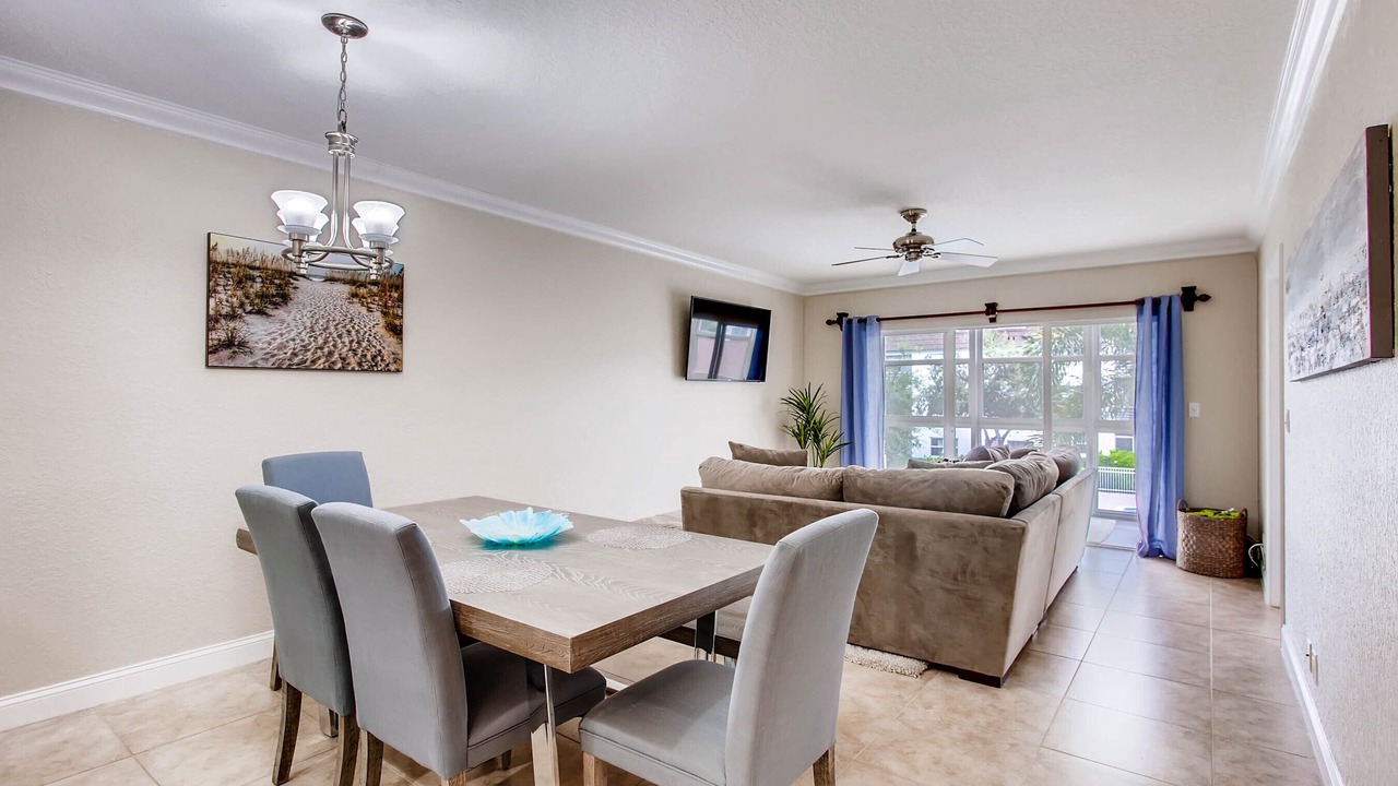 Photo of Livingroom in Bel Air