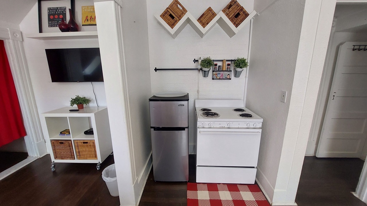 Photo of Kitchen in Altamont Manor