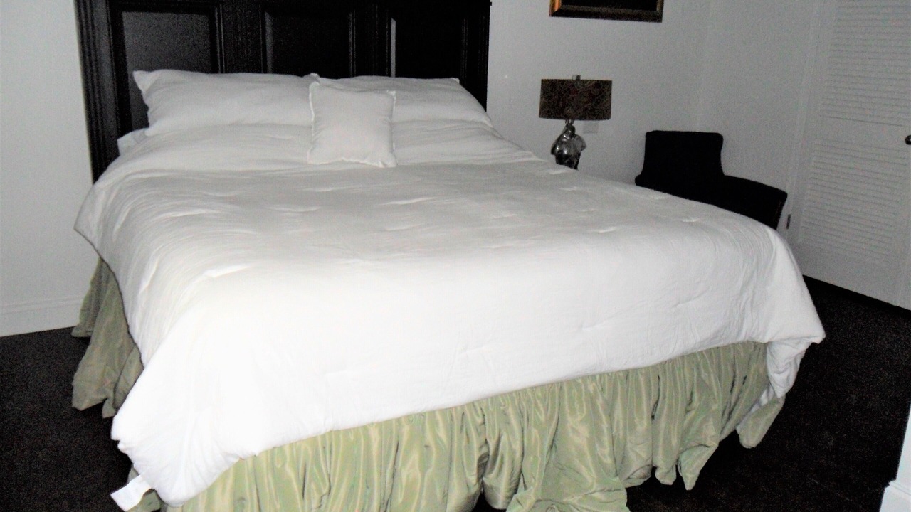 Photo of Bedroom in Central Business District
