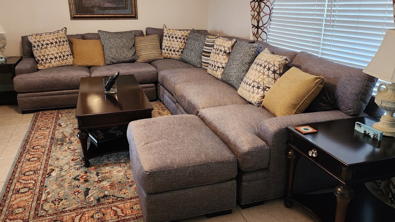 Photo of Livingroom in Apollo Beach