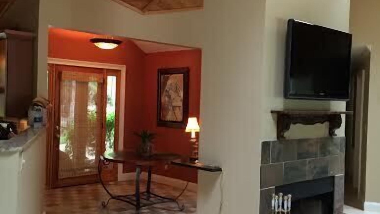 Photo of Livingroom in Greensboro