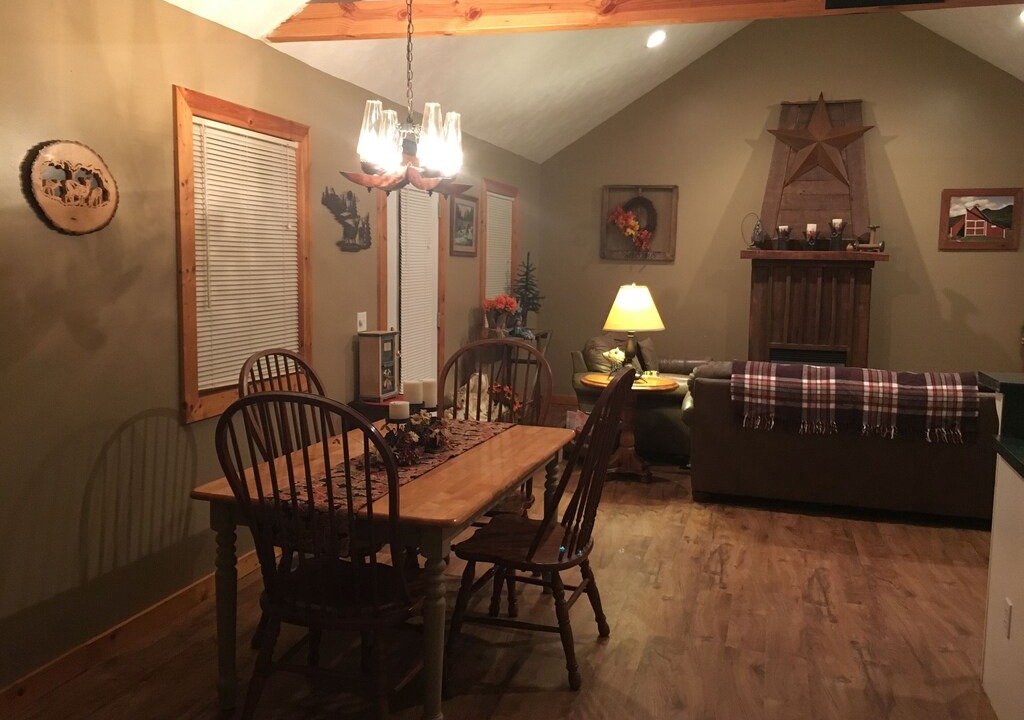 Photo of Livingroom in Spencer