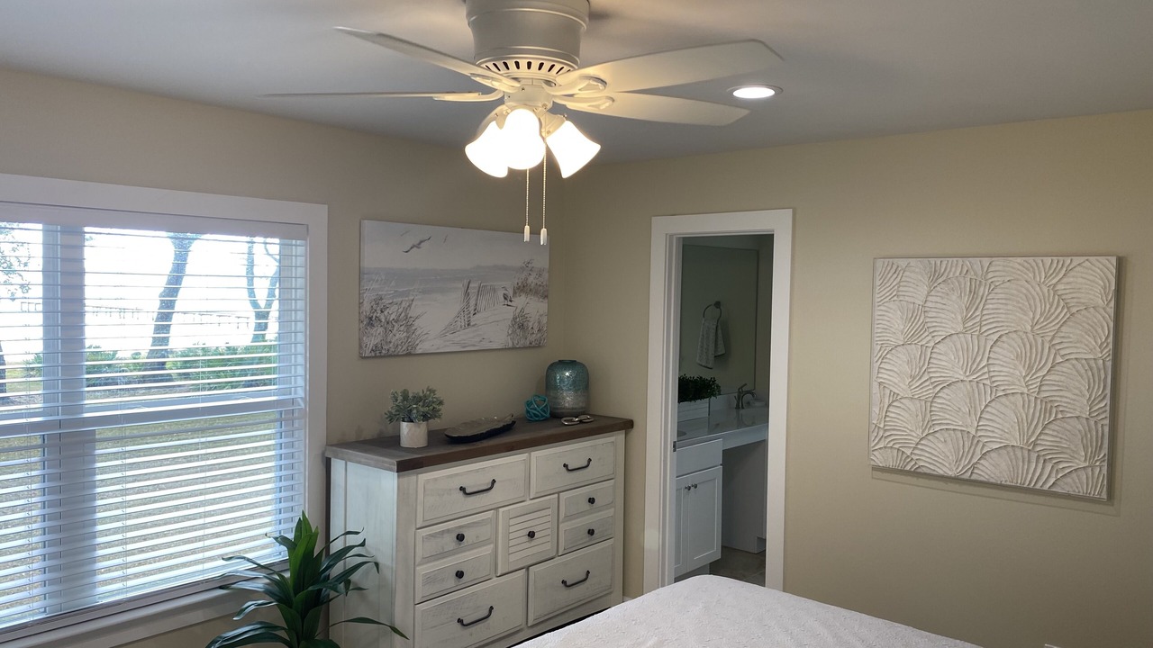 Photo of Bedroom in Ono Island