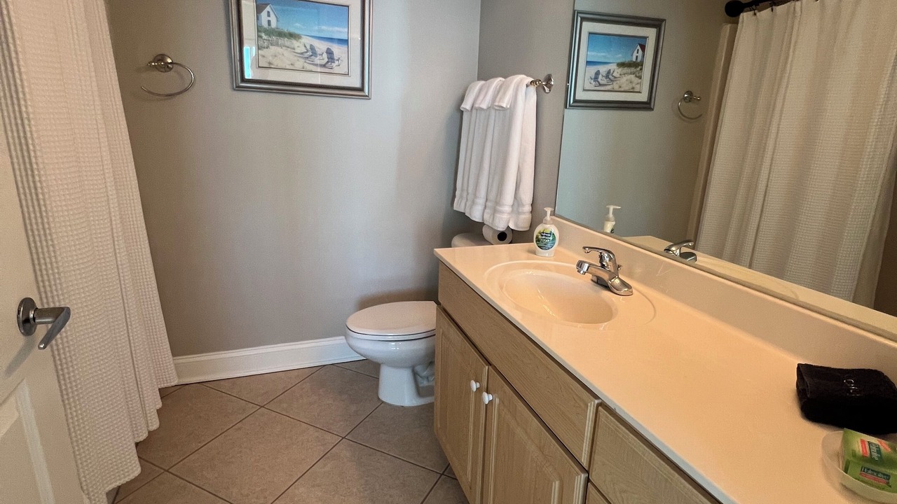 Photo of Bathroom in Gulf Shores