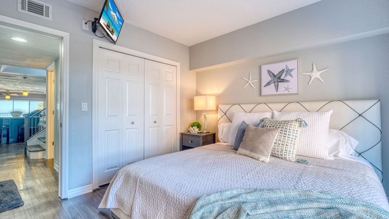 Photo of Bedroom in Independence Square